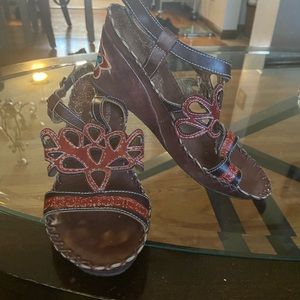 L’Artiste Leather Sandal